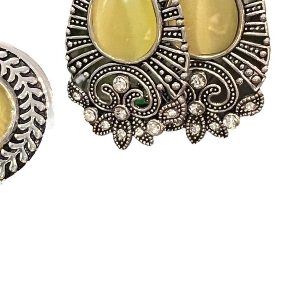 SALE!! 2‎ for $15 Majestically Malibu Yellow Earrings Garden Garland Yellow Ring - Picture 5 of 12